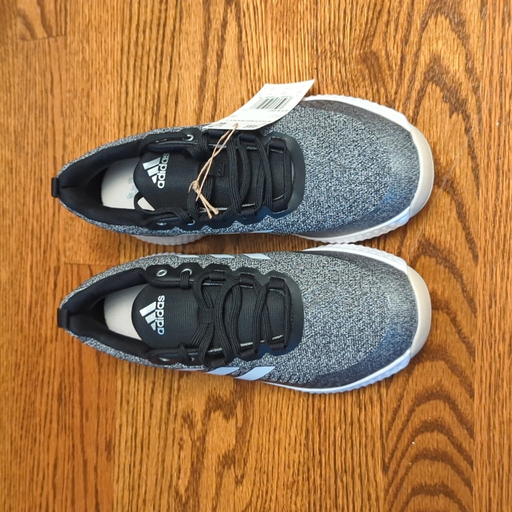 NWT Adidas Response Bounce 2 spikeless golf shoes size 6